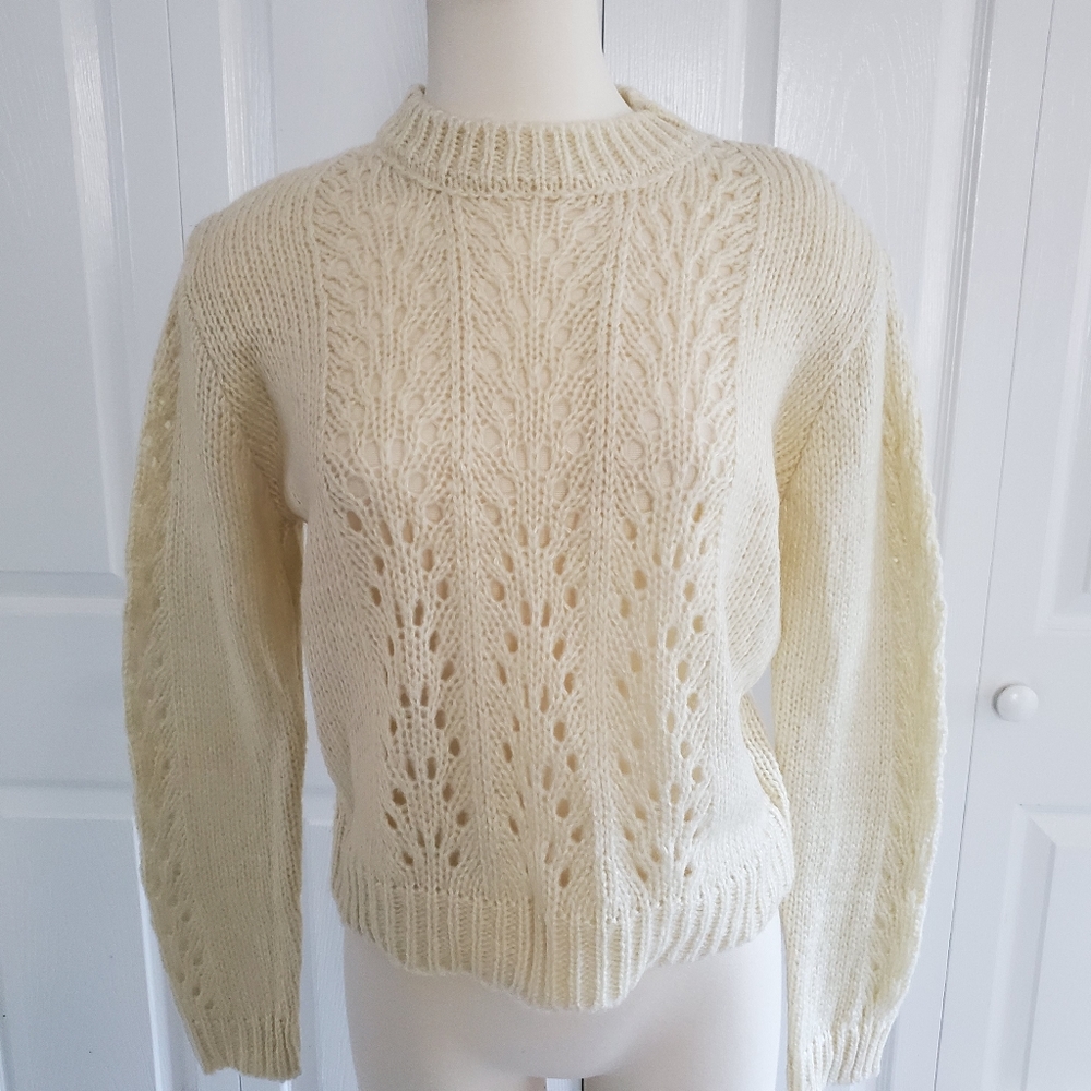 NEW Woven Heart Ivory Crochet Detail Sweater